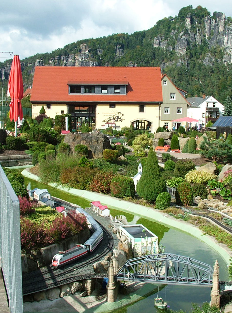 Eisenbahnwelten im Kurort Rathen - Ansicht der Bahn